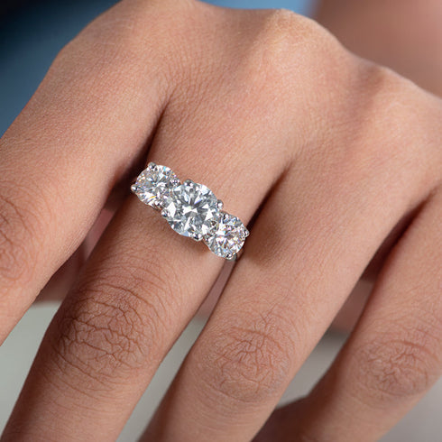MJ-120 Classic 925 Sterling Silver Moissanite Ring stylish jewelry Anniversary Diamond Ring