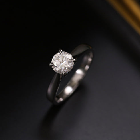 MJ-112 Classic 925 Sterling Silver Moissanite Ring stylish jewelry Anniversary Ring
