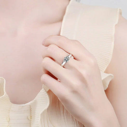 MJ-117 Classic 925 Sterling Silver Moissanite Ring stylish jewelry Anniversary Ring