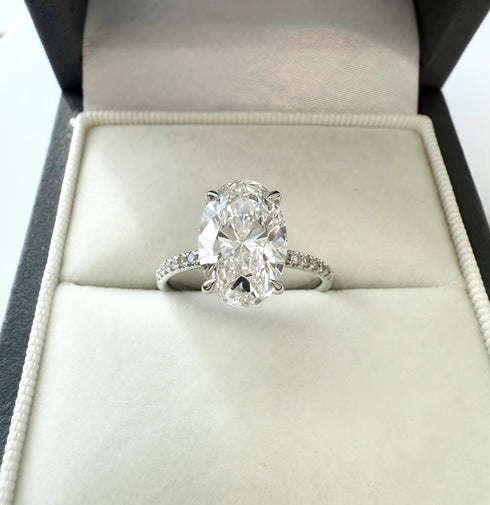 MJ-109 Olivia Round Cut Moissanite Solitaire Engagement Ring stylish jewelry Anniversary Ring
