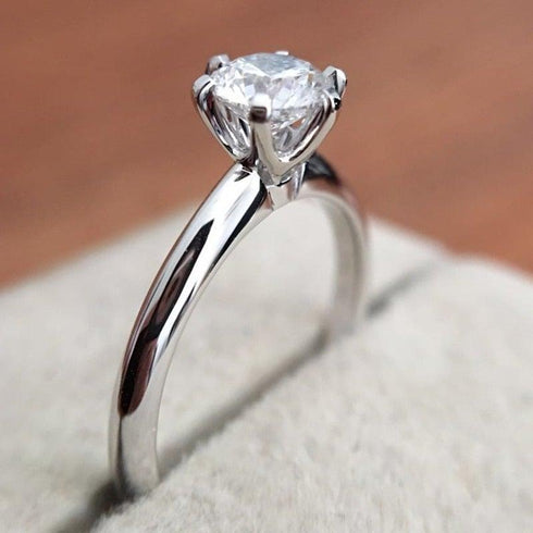 MJ-106 Classic 925 Sterling Silver Moissanite Ring stylish jewelry Anniversary Ring