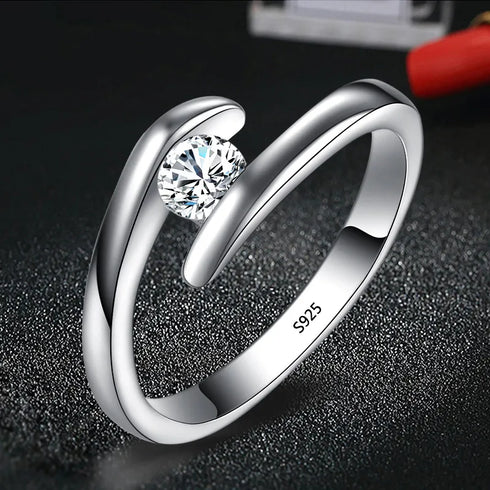 MJ-109 Classic 925 Sterling Silver Moissanite Ring stylish jewelry Anniversary Ring