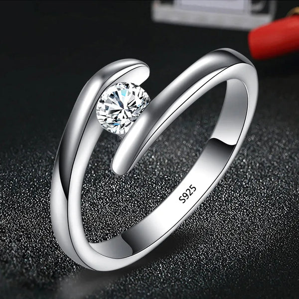 MJ-109 Classic 925 Sterling Silver Moissanite Ring stylish jewelry Anniversary Ring