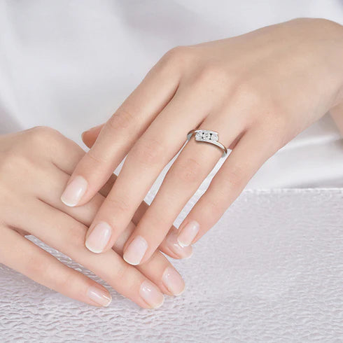 MJ-145 Classic 925 Sterling Silver Moissanite Ring stylish jewelry Anniversary Ring